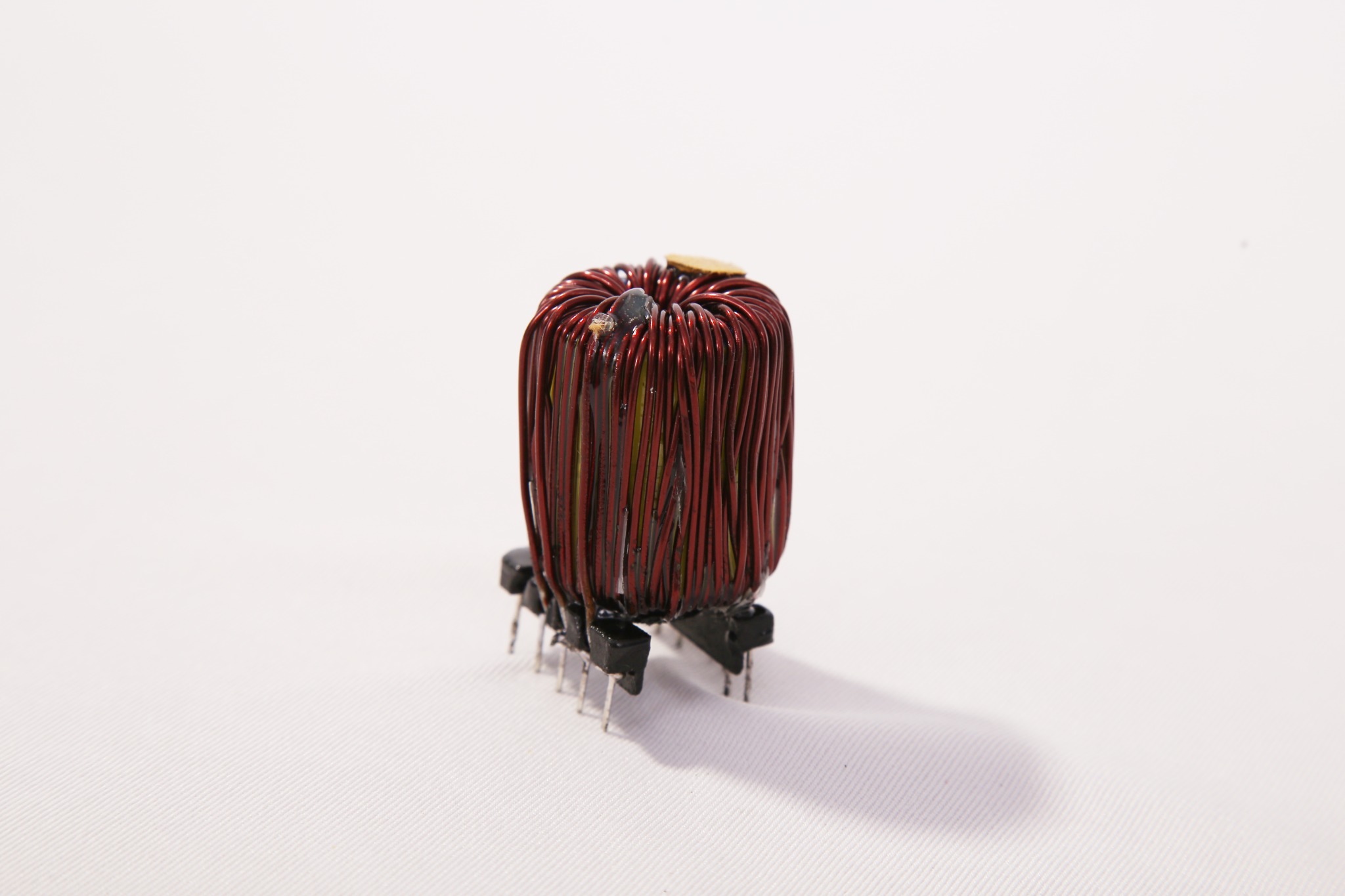 Stacked output inductor